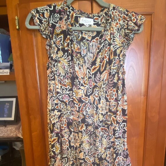 Velvet by Graham and Spencer Multifloral dress Small - Picture 1 of 3